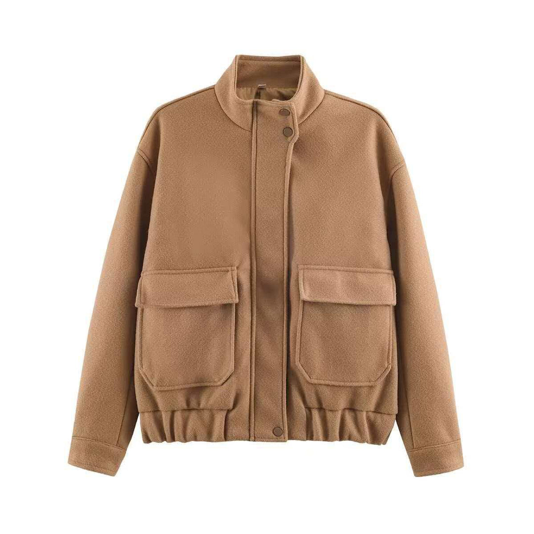 Women’s short jacket made of wool blend in utility look with stand-up collar, flap pockets, and elastic hem Mune Fashion
