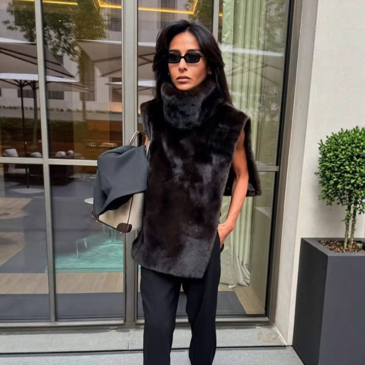 Ladies long luxurious faux fur stole with high cozy collar Mune Fashion