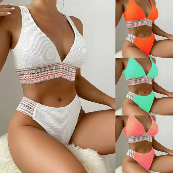 Women High-Cut Bikini with Wave Pattern Mune Fashion