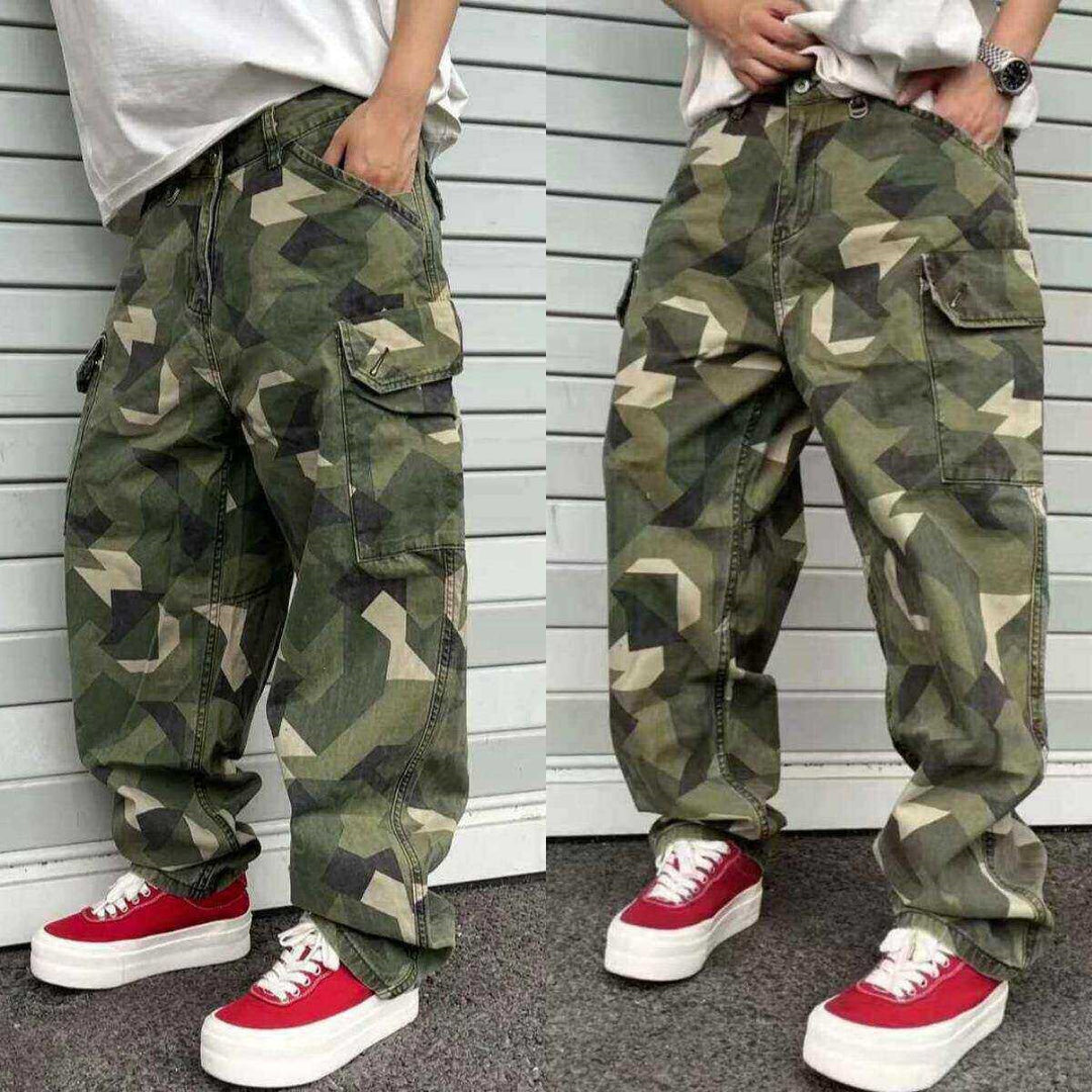 Men's Cargo Pants with Modern Camouflage Design Mune Fashion