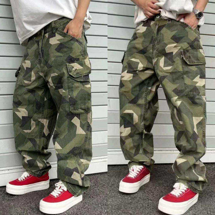 Men's Cargo Pants with Modern Camouflage Design Mune Fashion