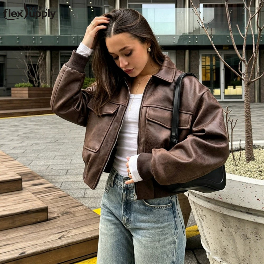 Women's short bomber jacket in suede look with large flap pockets and ribbed cuffs Mune Fashion