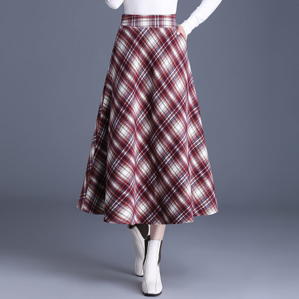 Women's tailored A-line midi skirt with checked pattern, side pockets and wool blend Mune Fashion