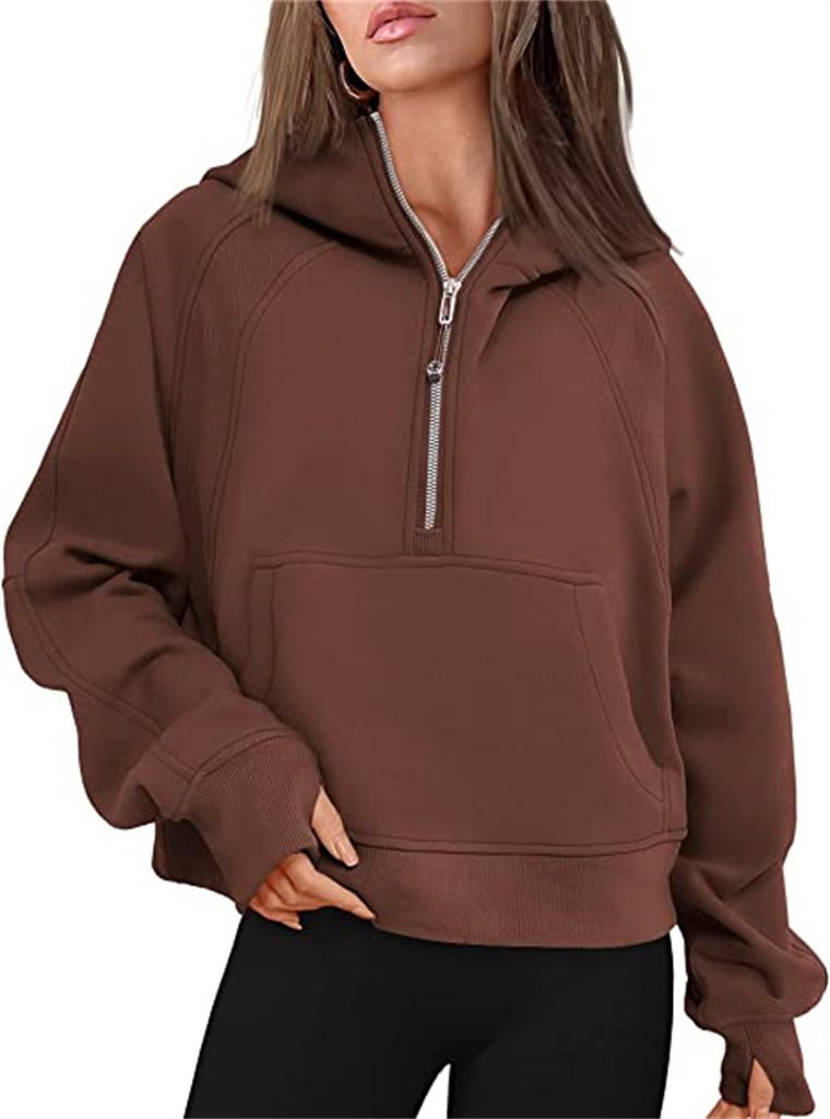 Women's short cut hoodie with half zipper and kangaroo pocket Mune Fashion