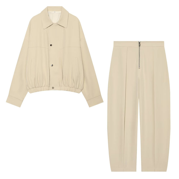 Women wide cropped pants with high waist, pleats and visible front zipper Mune Fashion