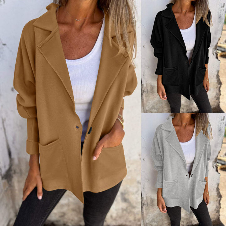 Women Open Cape Cardigan made of fine knit with asymmetrical hem and patch pocket Mune Fashion