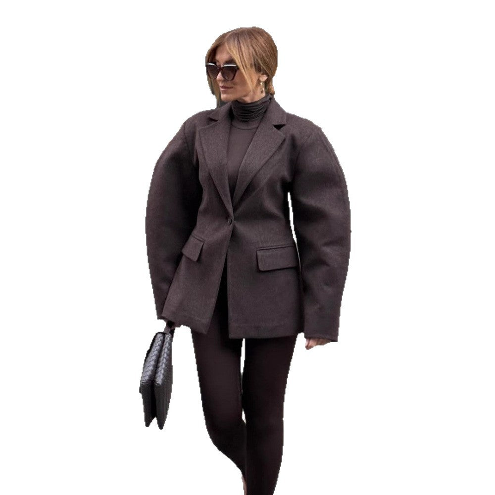 Women's Oversized Structured Blazer with Emphasized Shoulder Area and Voluminous Sleeves Mune Fashion