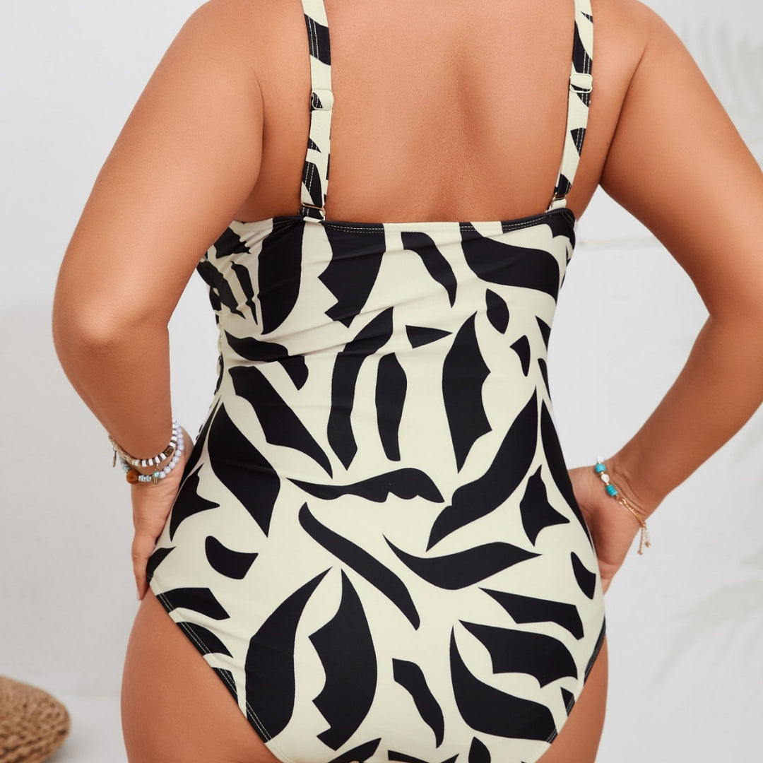 Women Elegant One-Piece Swimsuit with Ruffle Design Mune Fashion