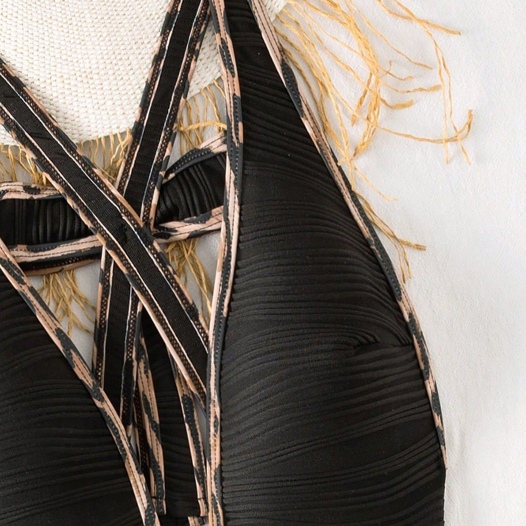 Ladies swimsuit with decorative back straps Mune Fashion