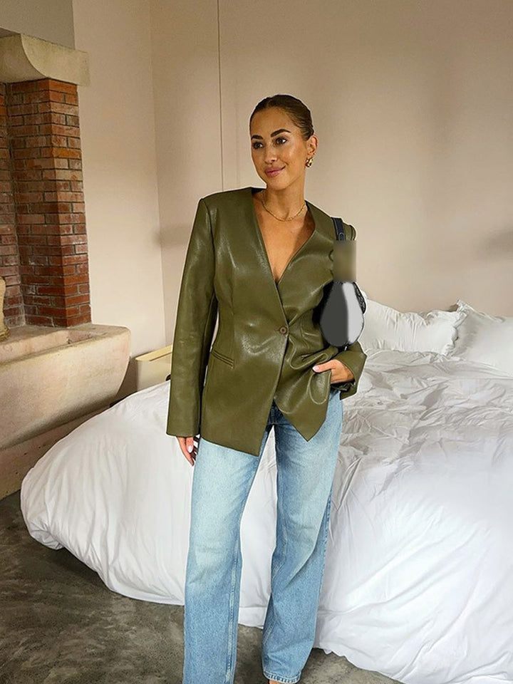 Ladies Fitted Faux Leather Blazer with Single-Breasted Button Placket and Defined Shoulder Mune Fashion