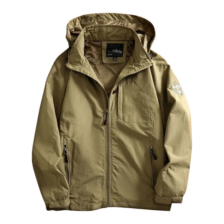 Men's lightweight outdoor jacket windbreaker with water-repellent coating and breathable mesh lining Mune Fashion