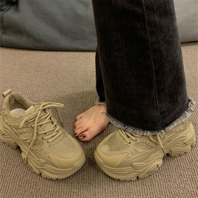 Women's Chunky Sneakers with breathable mesh upper and cushioned sole Mune Fashion