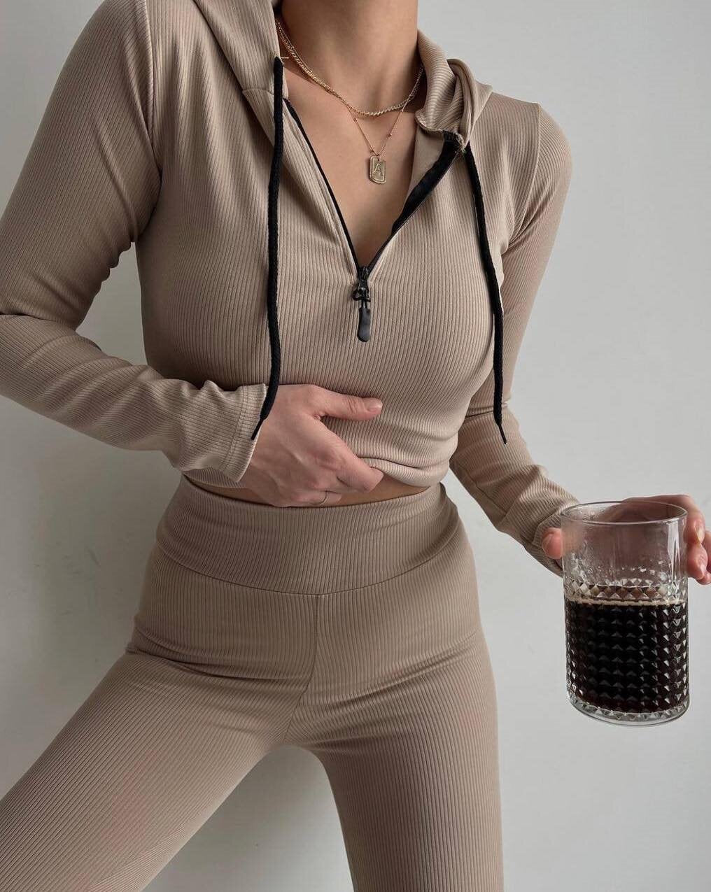 Women's fitted rib jersey half-zip set with tailored long sleeve and high-waist leggings Mune Fashion