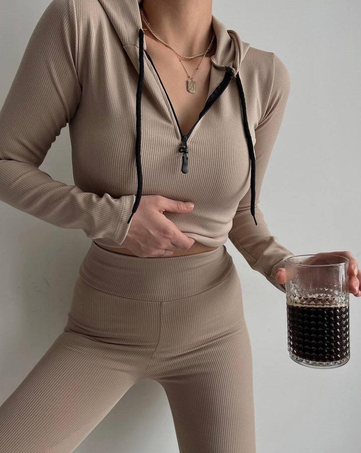 Women's fitted rib jersey half-zip set with tailored long sleeve and high-waist leggings Mune Fashion