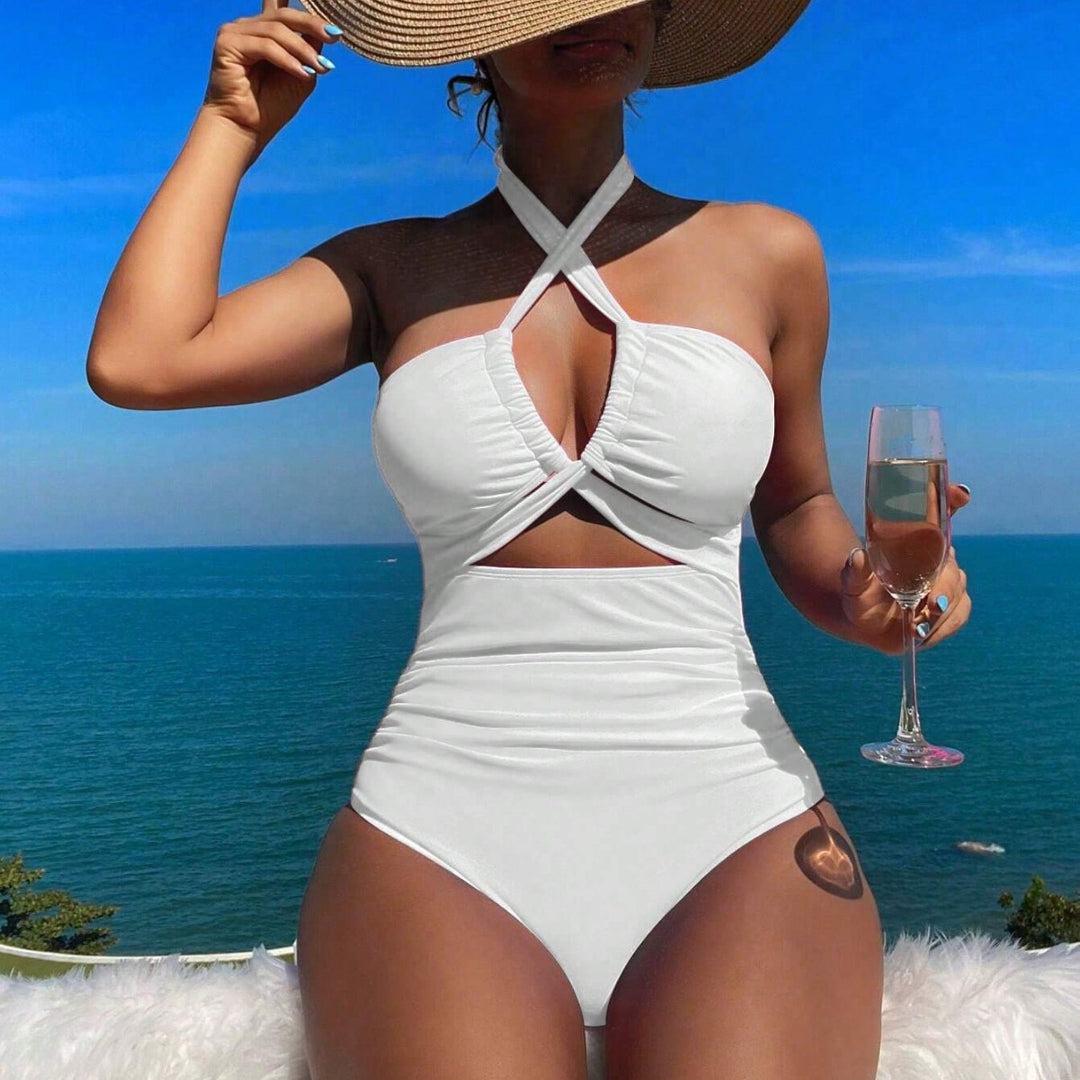 Women Elegant One-Piece Swimsuit with Emphasized Cut Mune Fashion