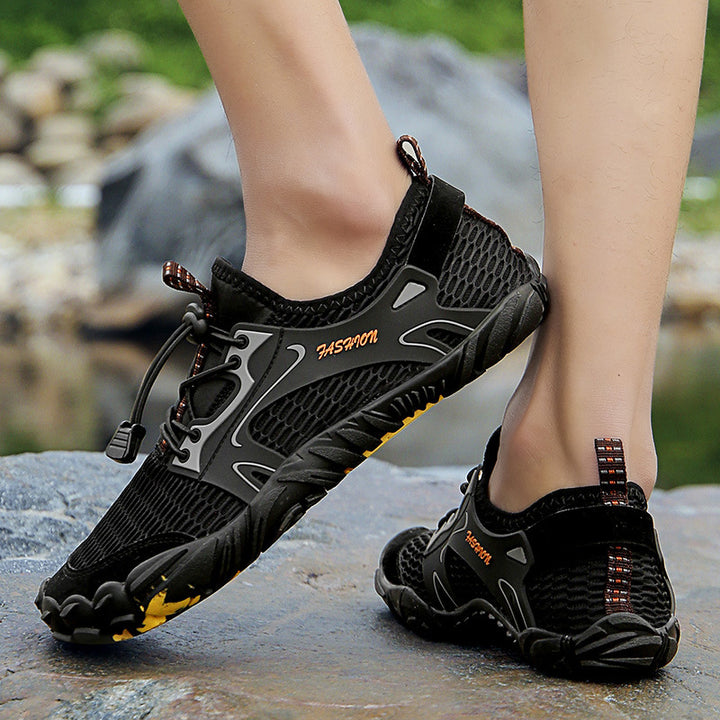 Unisex nan Aqua Sneaker with elastic entry, quick-lacing and slip-resistant flex sole Mune Fashion