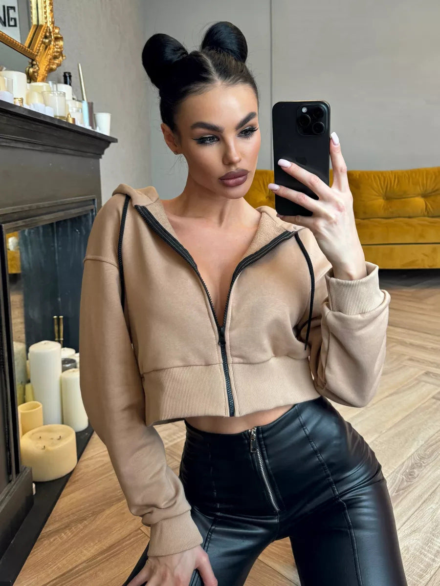 Women's Cropped Hooded Jacket with Short Zipper and Wide Ribbed Cuff Mune Fashion