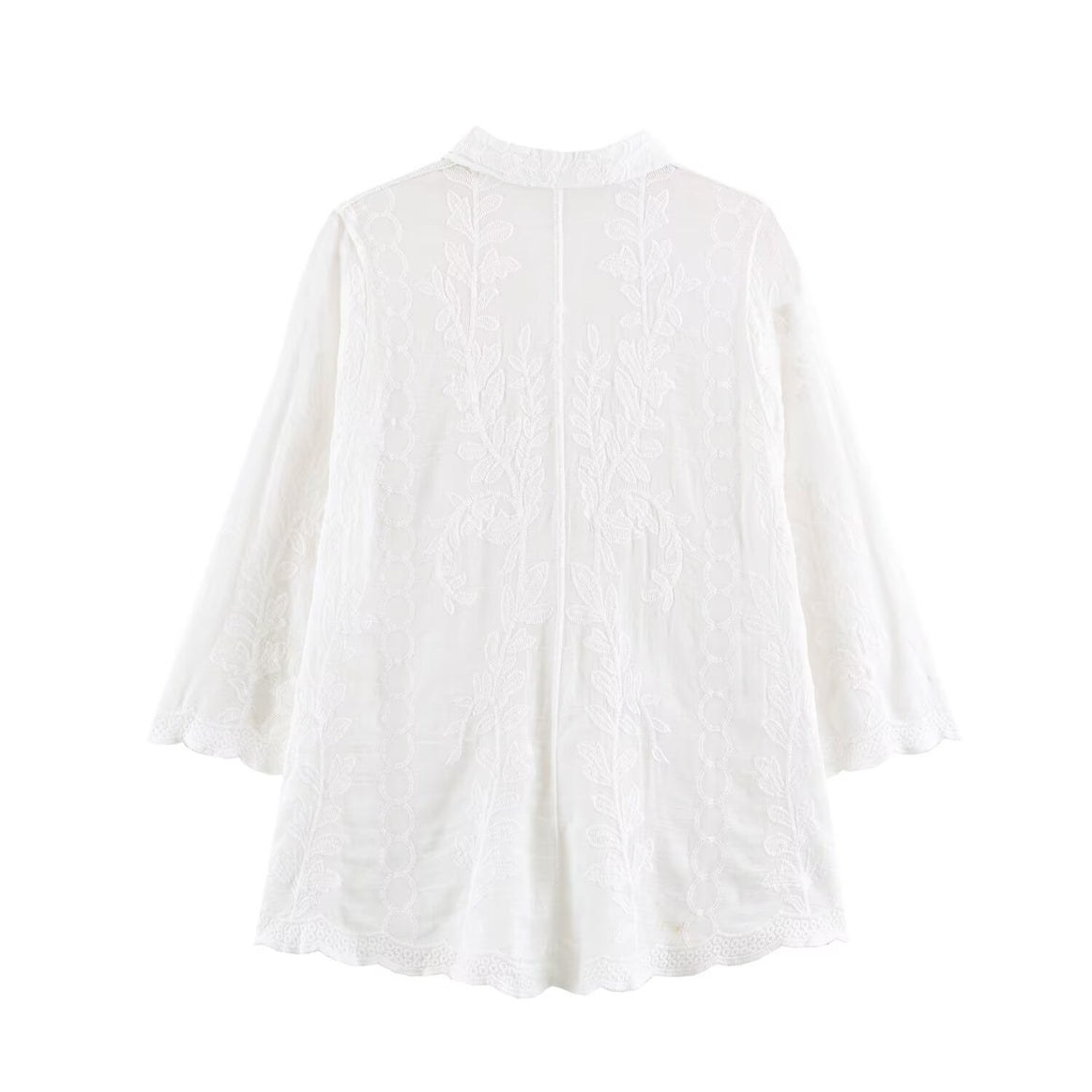 Women Embroidered Cotton Blouse with Eyelet Embroidery and Three-Quarter Sleeves Mune Fashion