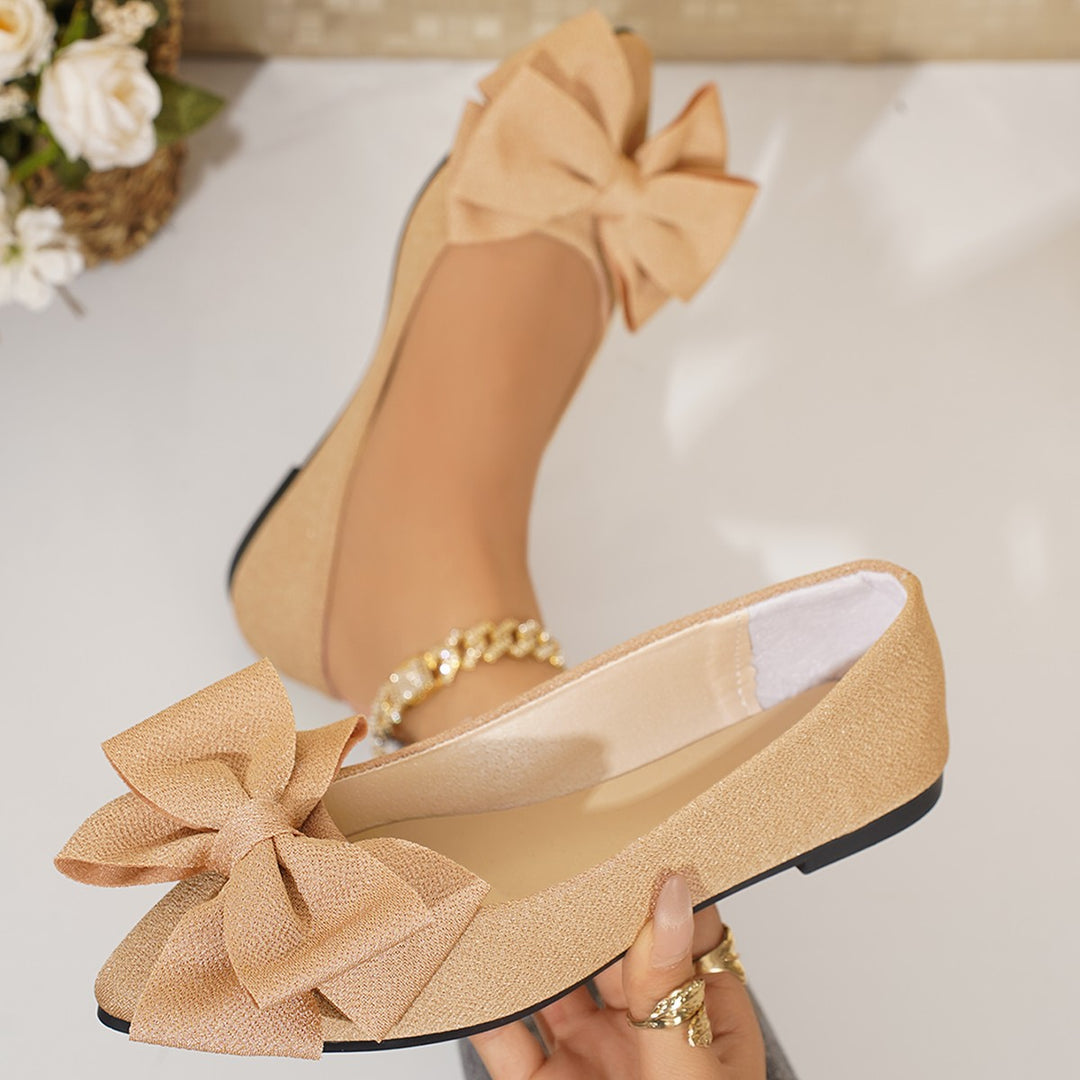 Ladies elegant lace ballerinas with large decorative bow and shimmering upper material Mune Fashion