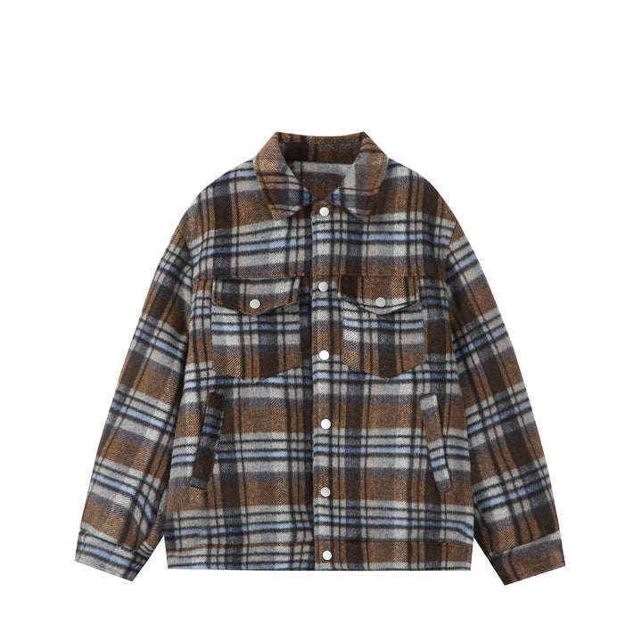 Women's short-cut checked overshirt jacket made of wool mix with snap button front and flap pockets.
