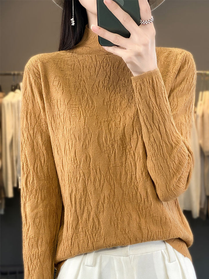 Women's Structured Fine Knit Sweater with Short Stand-Up Collar and Crinkle Look Mune Fashion