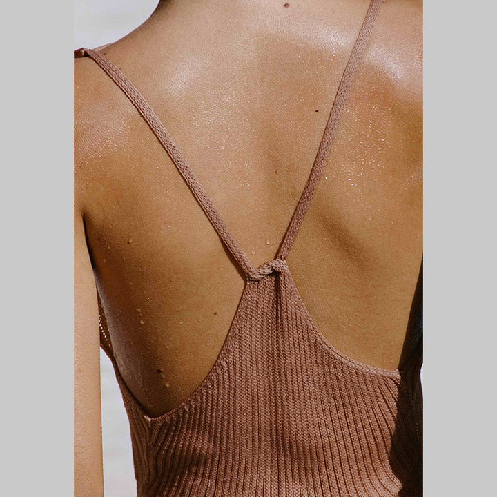 Women's elegant knit maxi dress with fascinating cut-out details Mune Fashion