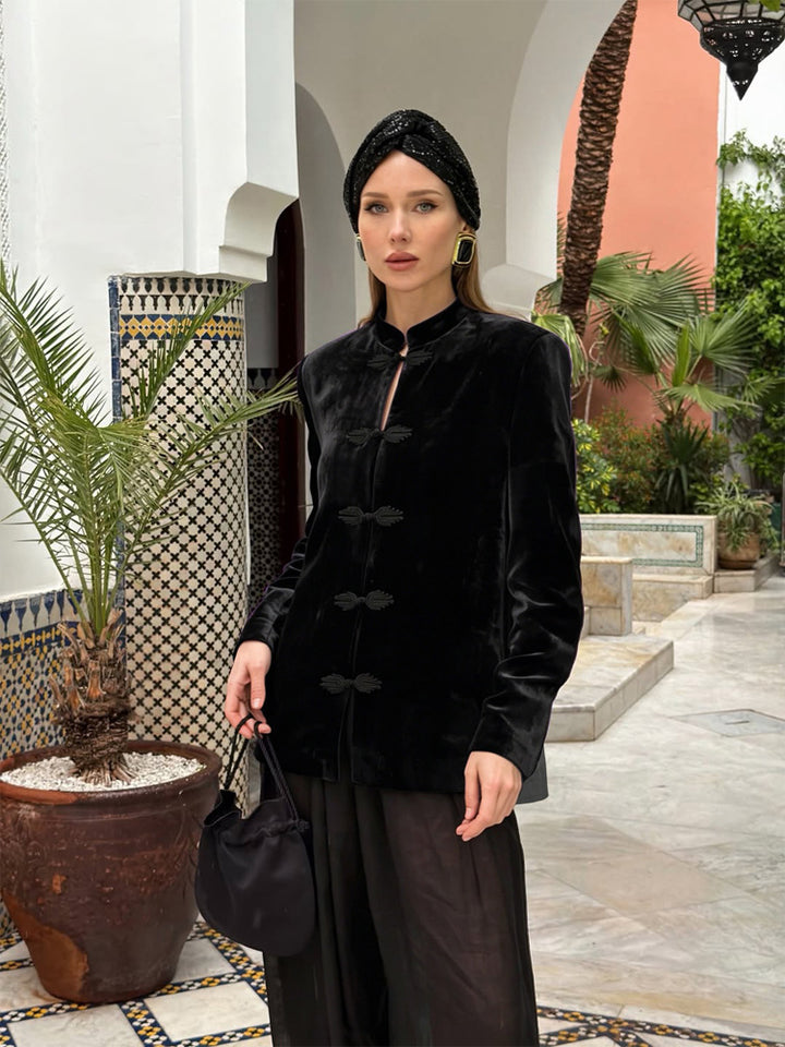 Women’s velvet jacket with Mandarin collar and decorative knot fastenings Mune Fashion