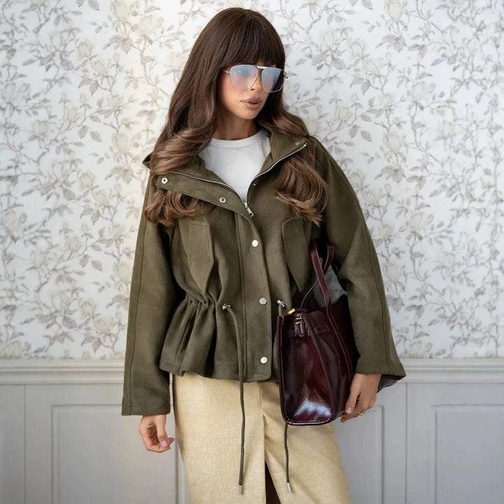 Women's short jacket made of suede look with hood, drawstring waist and patch pockets Mune Fashion