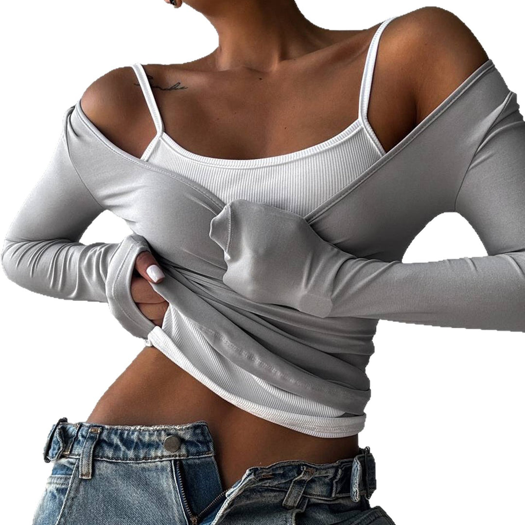 Women tailored longsleeve cropped top with square neckline and double spaghetti straps Mune Fashion