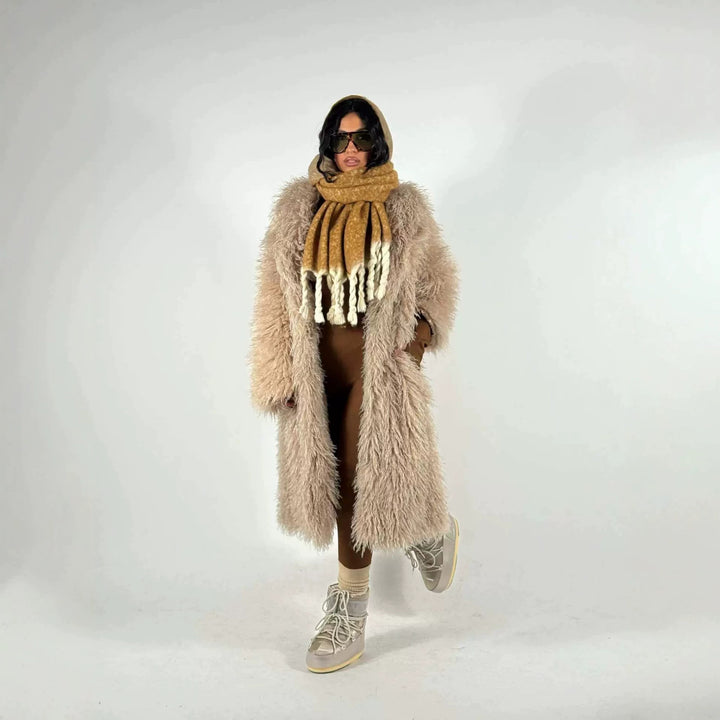 Women's Maxi Long Faux Fur Coat with Long Pile and Oversized Silhouette Mune Fashion