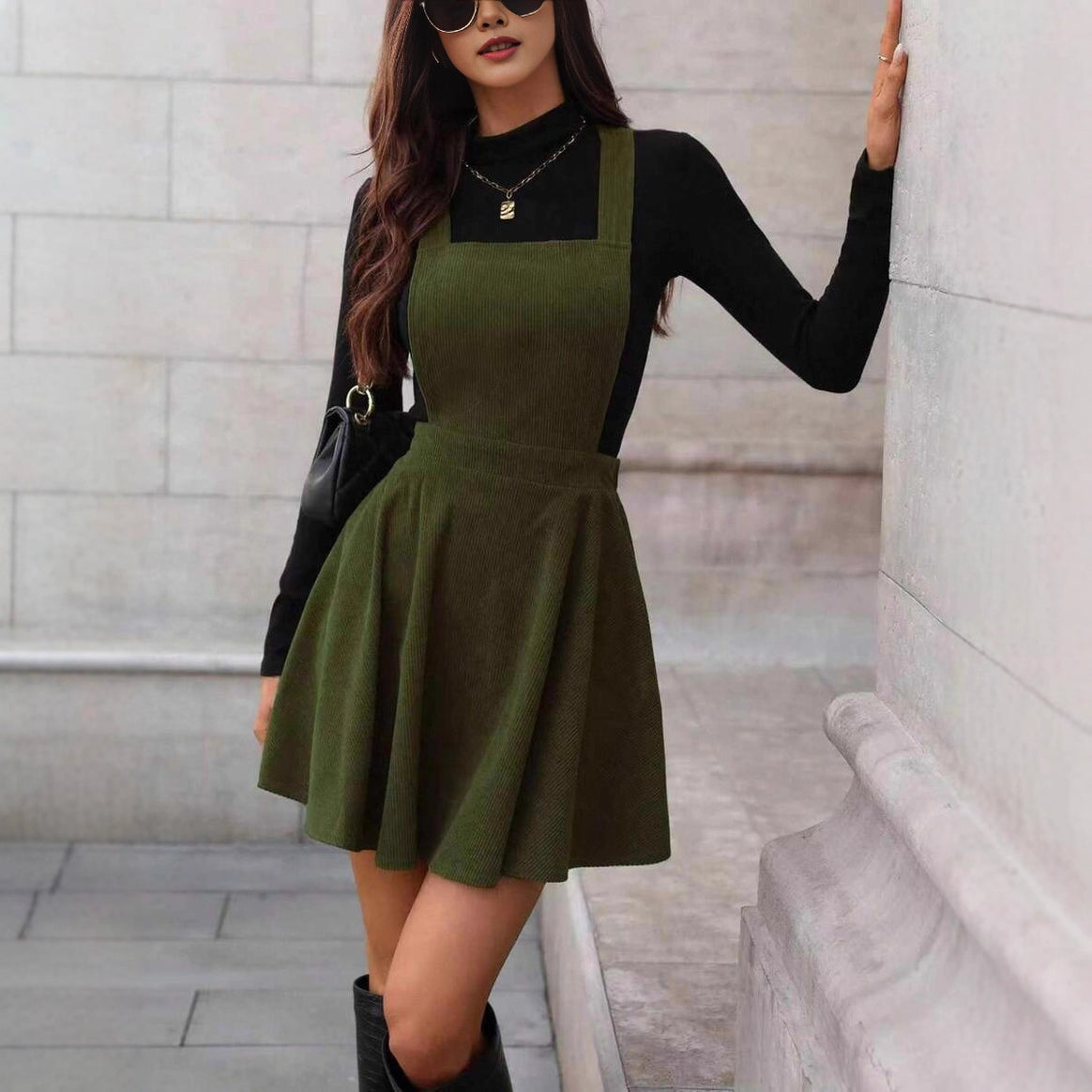 Ladies short flared dungaree dress made of corduroy with square bib Mune Fashion