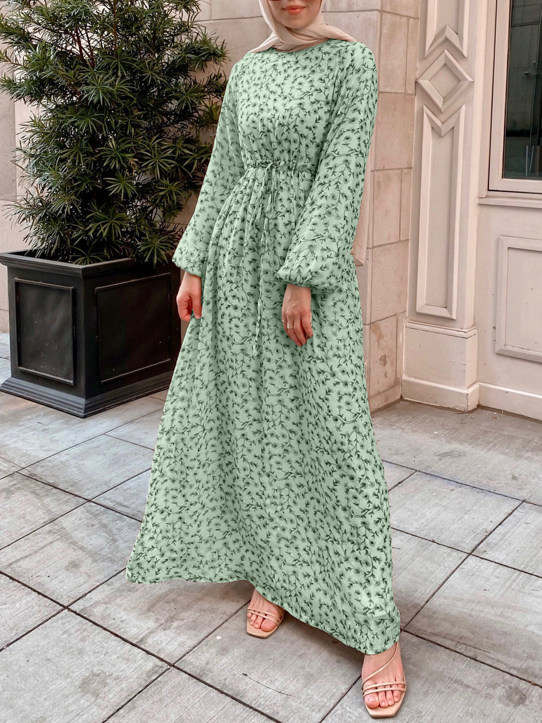 Ladies Elegant Maxi Dress with Floral Patterns Mune Fashion