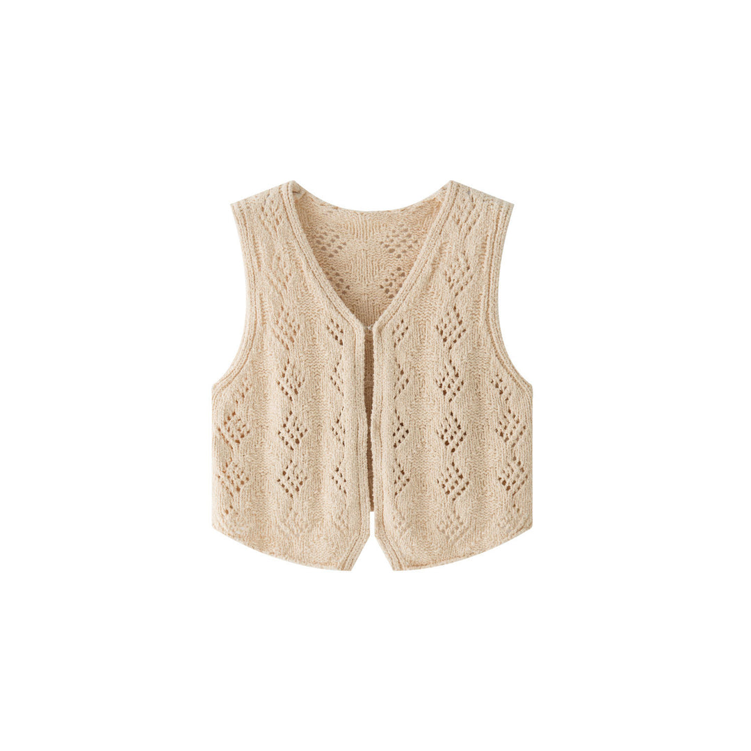 Ladies finely knitted short vest with V-neck, ajour pattern and hook closure Mune Fashion