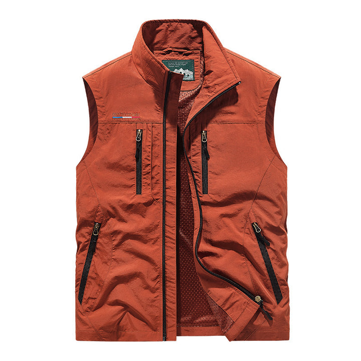 Men's lightweight outdoor vest with many zippered pockets Mune Fashion
