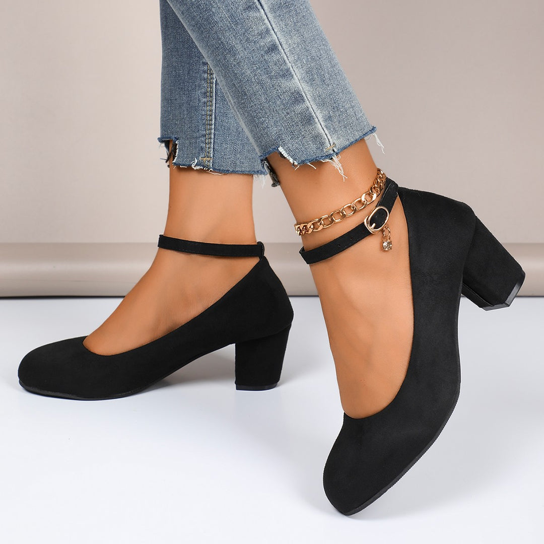 Ladies' elegant strappy pumps with adjustable ankle strap and wide block heel Mune Fashion