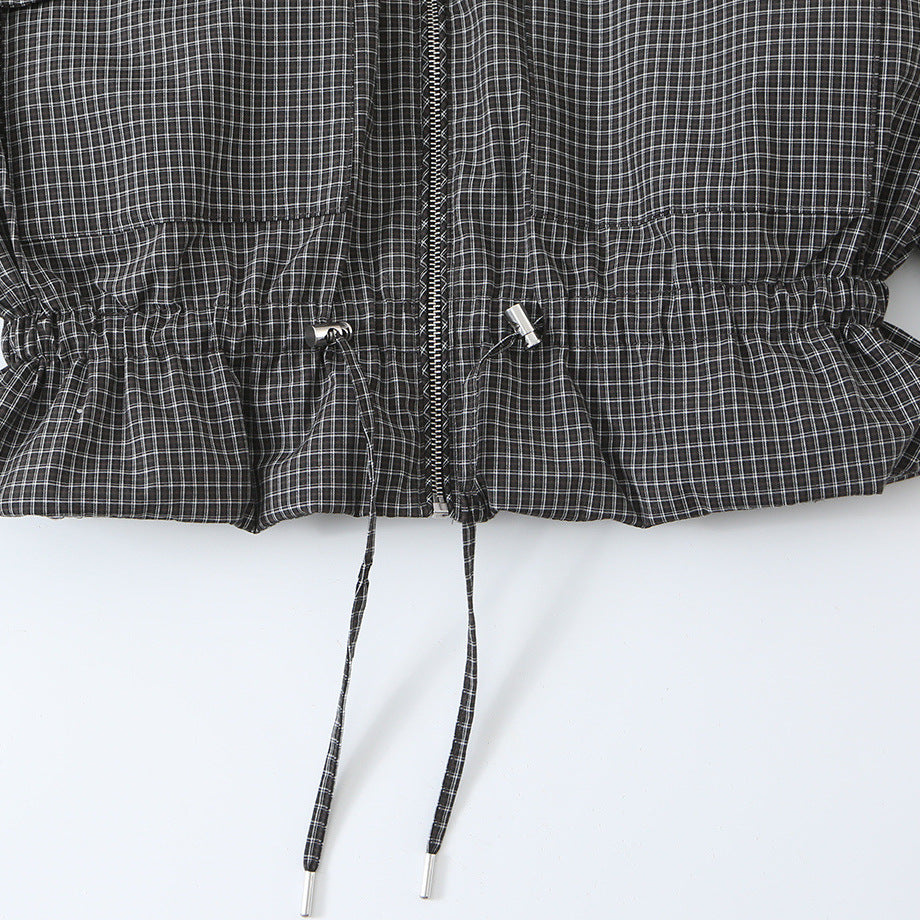 Women’s short jacket in checkered utility bomber with high stand collar and drawstring waist Mune Fashion