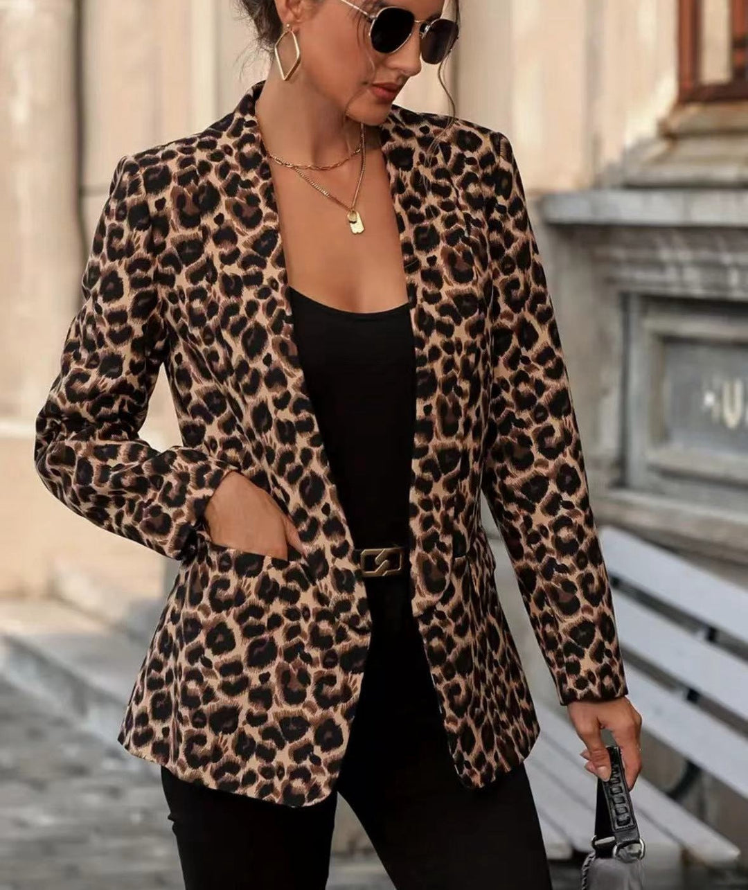 Women's Stylish Blazer In Leopard Design with Slim Fit Mune