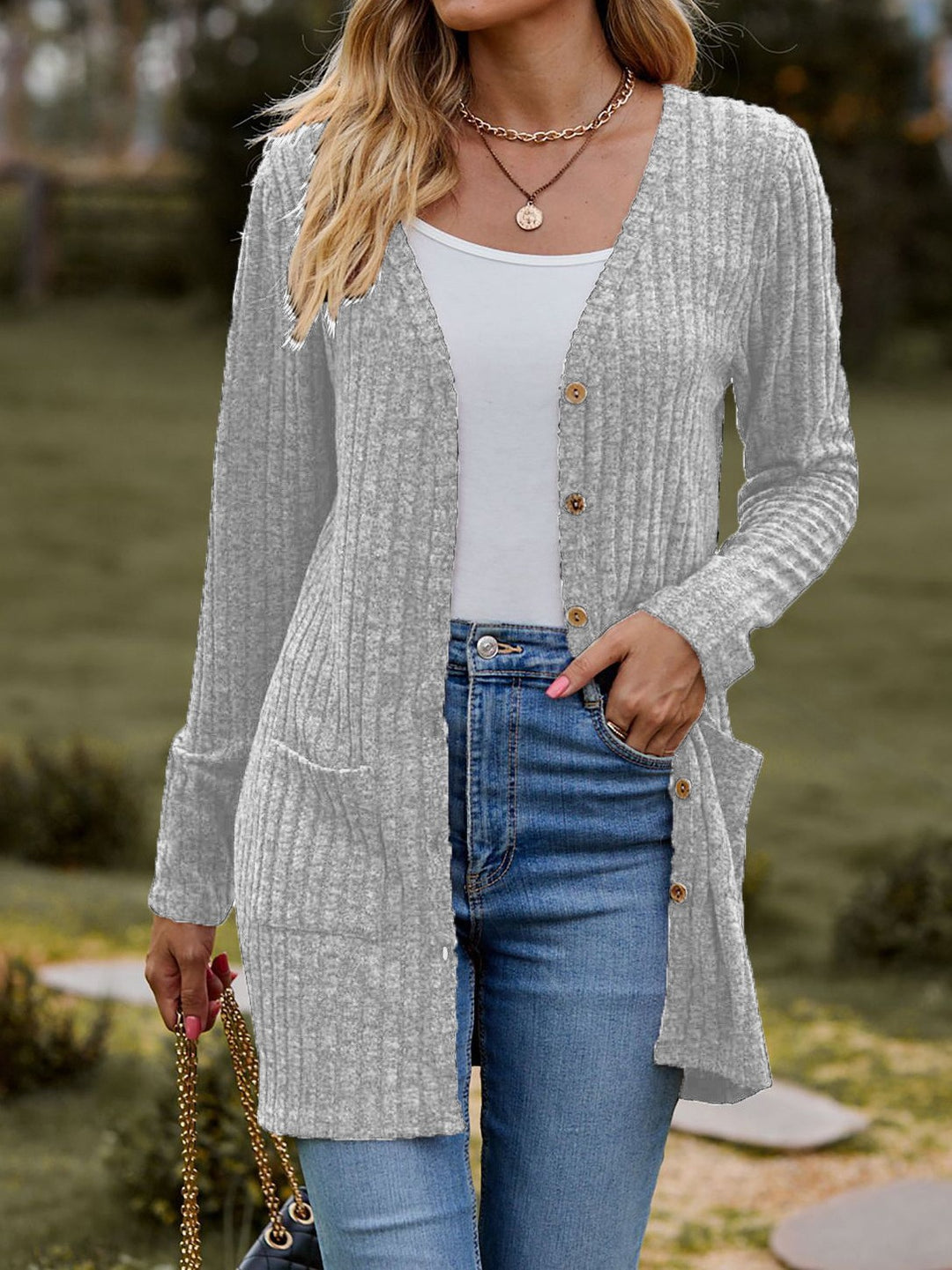 Women's longer ribbed knitted cardigan with patch pockets and wooden buttons Mune Fashion