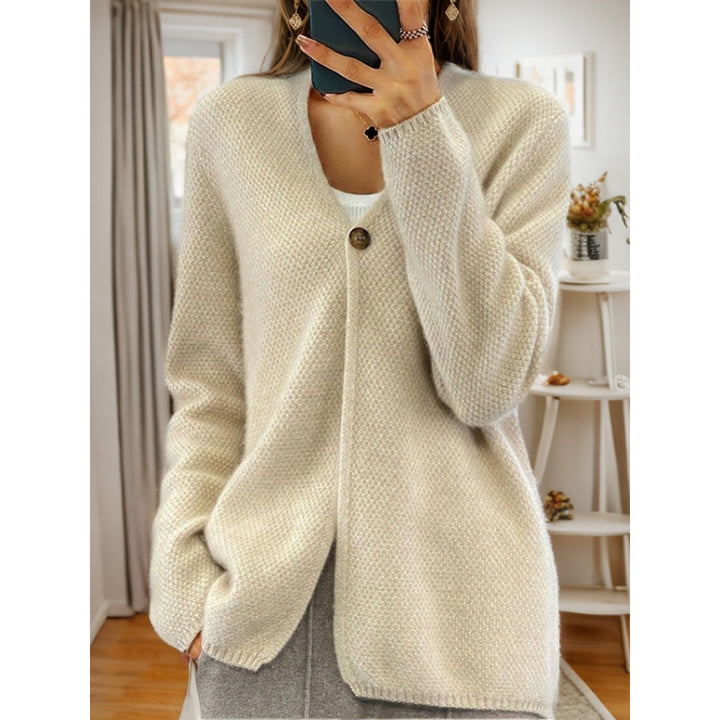 Women's cardigan made of cashmere-like structured knit with single-button closure and hip-covering fit Mune Fashion
