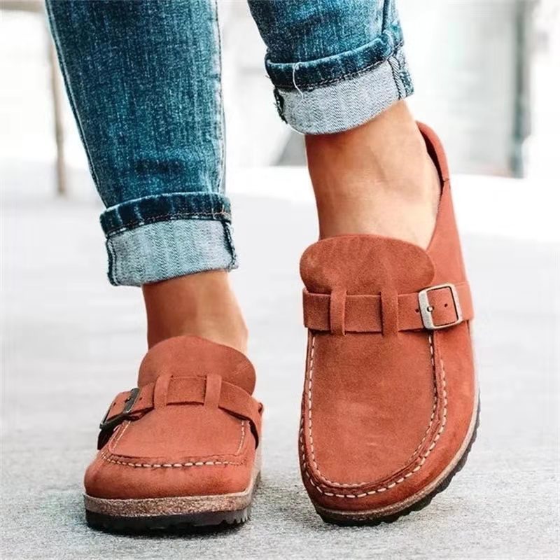 Women’s suede mules with cork-look sole and adjustable buckle strap Mune Fashion