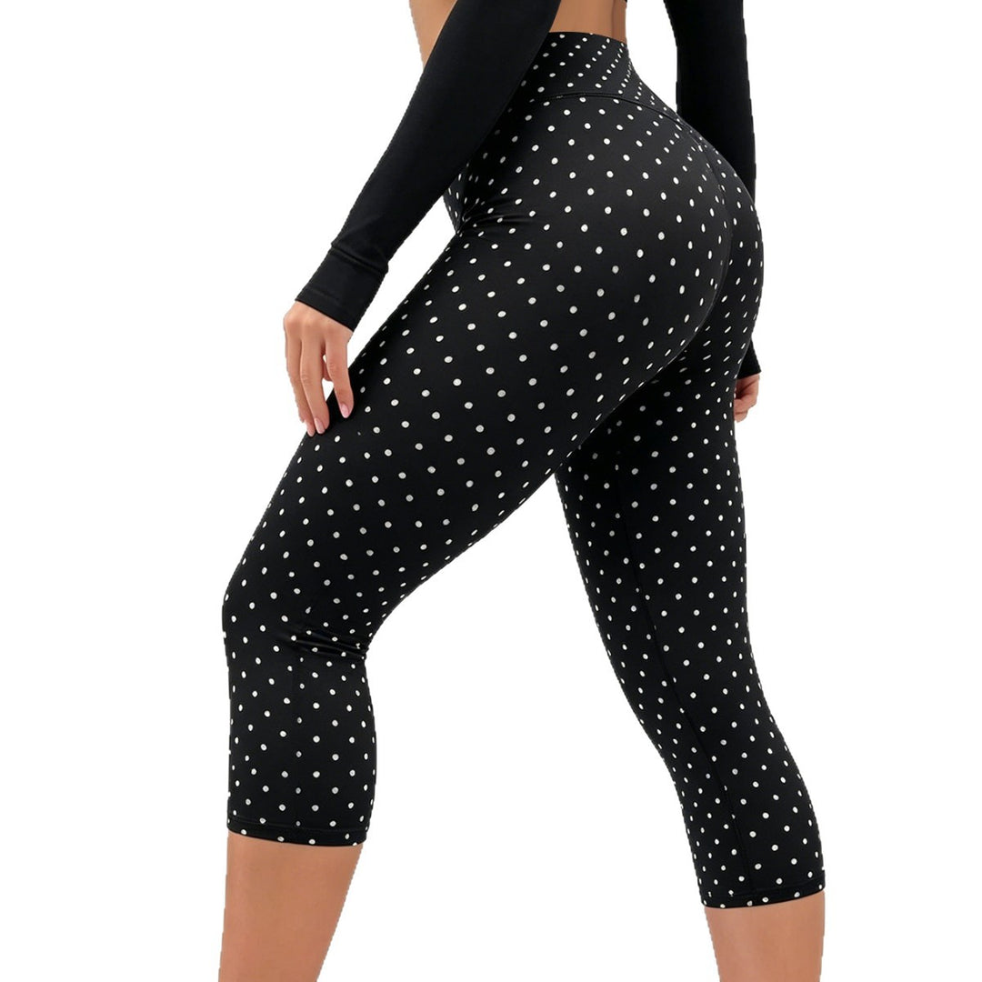 Women's sporty 3/4 leggings with Y-shaped seams and anti-cellulite effect Mune Fashion