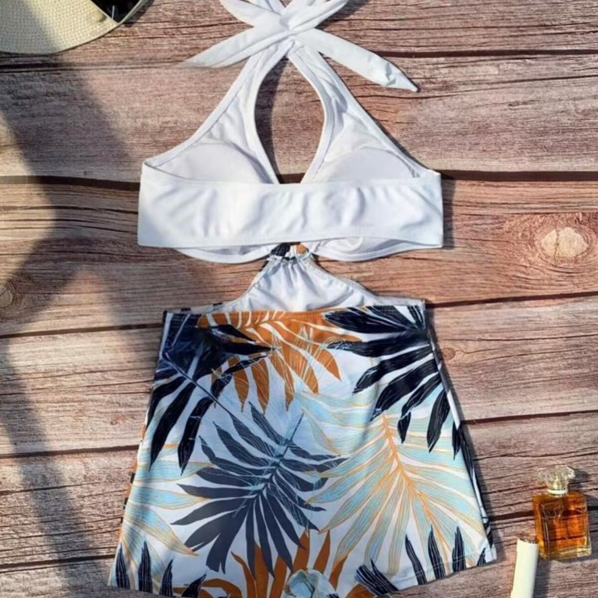 Women's bikini set with high-cut skirt bottom and elegant knot Mune Fashion
