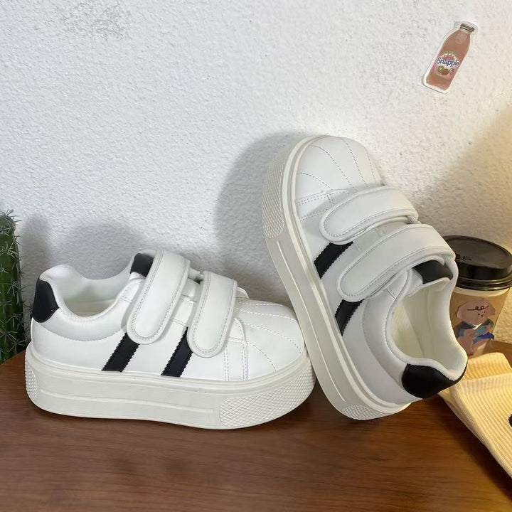 Women's everyday sneakers with practical Velcro closure and sporty design Mune Fashion