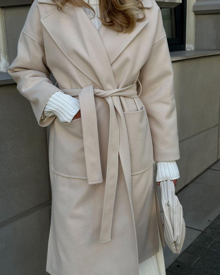 Women's wrap coat made of wool blend with belt at waist and patch pockets Mune Fashion