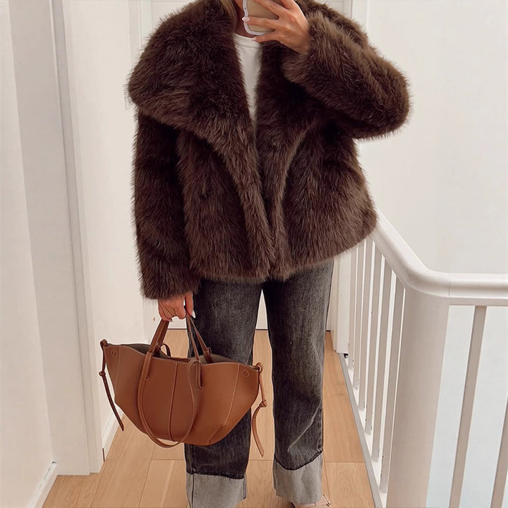 Women Short Voluminous Faux Fur Jacket in Boxy Cut with Large Shawl Collar Mune Fashion