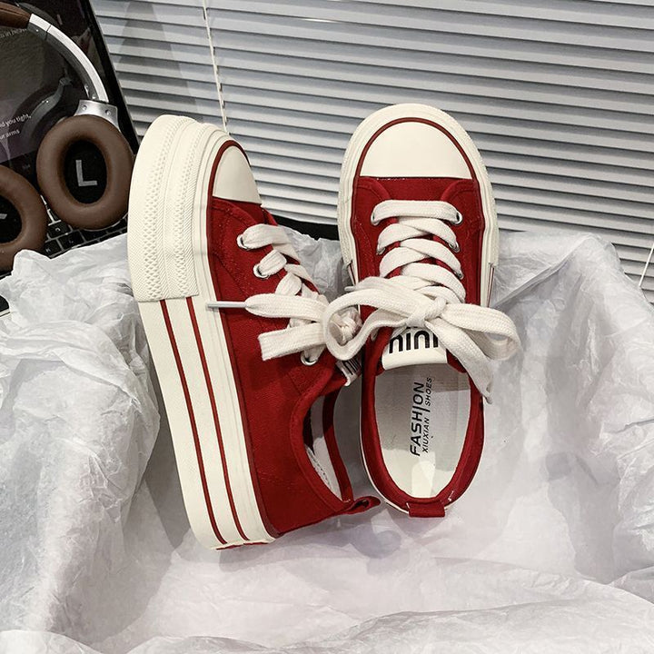 Women's Canvas Sneakers with Contrasting Details and Comfortable Laces Mune Fashion