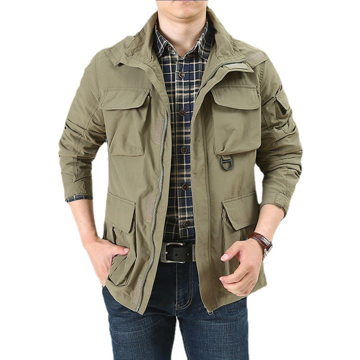 Men's multifunctional utility field jacket with numerous flap and zippered pockets as well as D-ring Mune Fashion