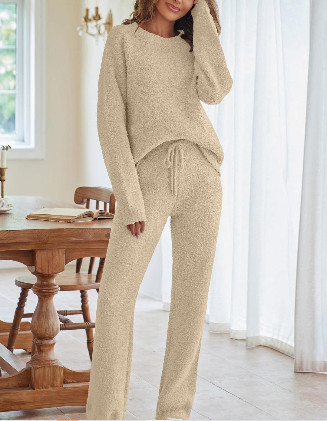 Women's cozy lounge set with oversized sweater and drawstring pants Mune Fashion