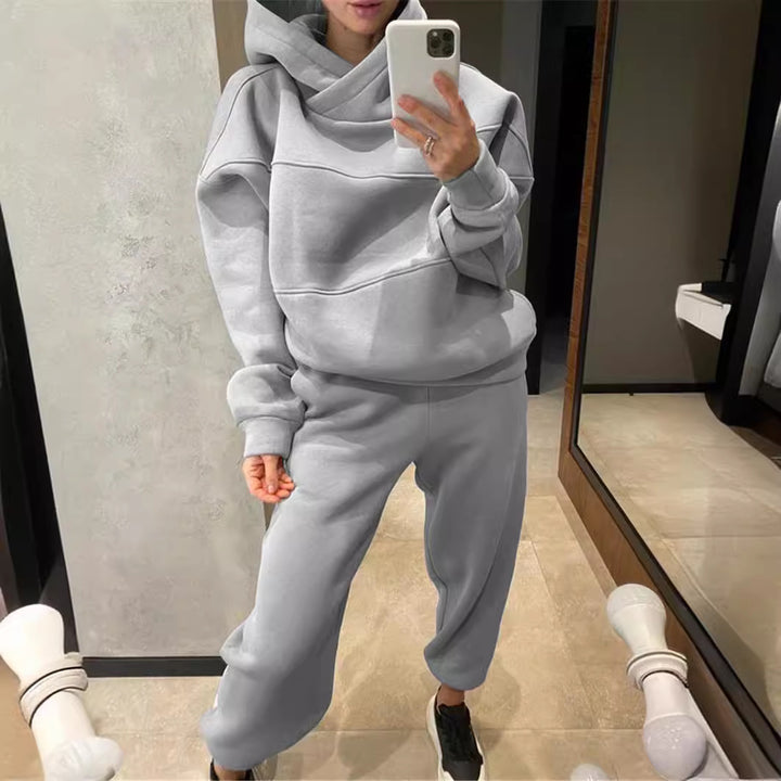 Women's Oversized Loungewear Set made of heavy French Terry with structured hood and Relax Joggers Mune Fashion