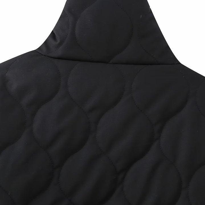 Women's short quilted jacket with high stand-up collar and ruffle pockets Mune Fashion